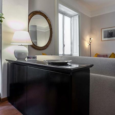 Italianway-Urbano III Apartment Milan Bagian luar foto