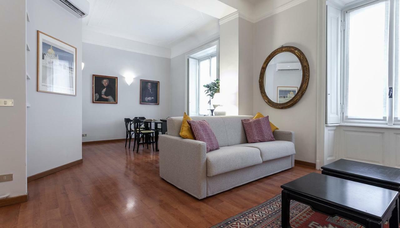 Italianway-Urbano III Apartment Milan Bagian luar foto