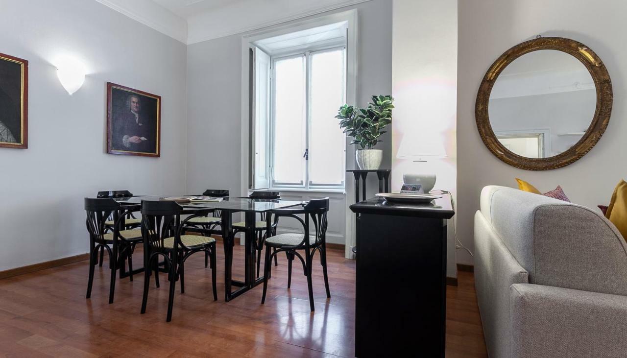 Italianway-Urbano III Apartment Milan Bagian luar foto